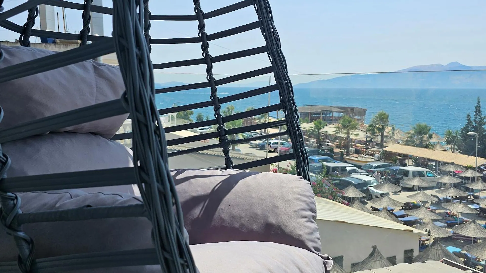 Ares Beachfront Luxury Rooms Sarandë