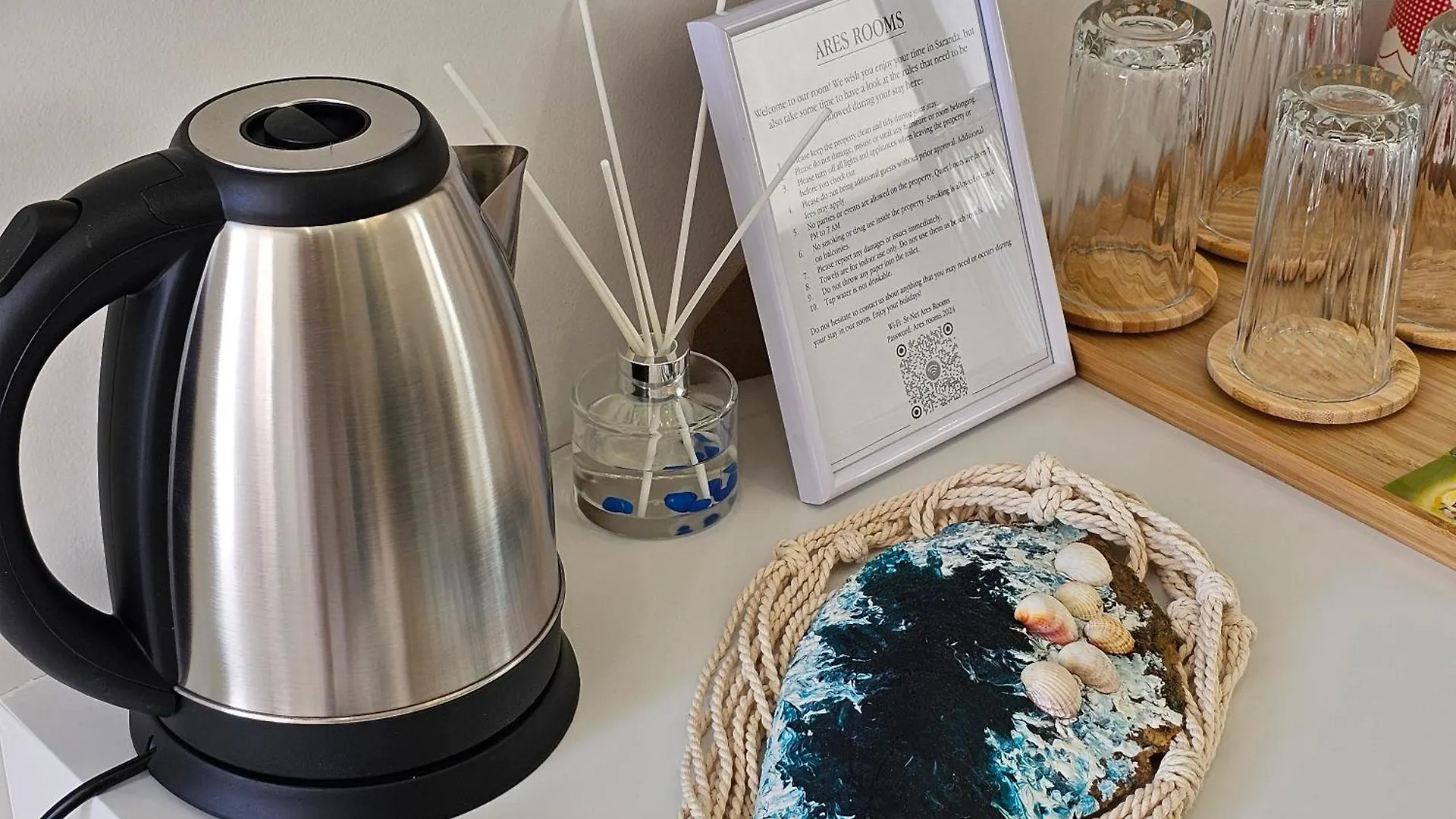 Ares Beachfront Luxury Rooms Sarandë