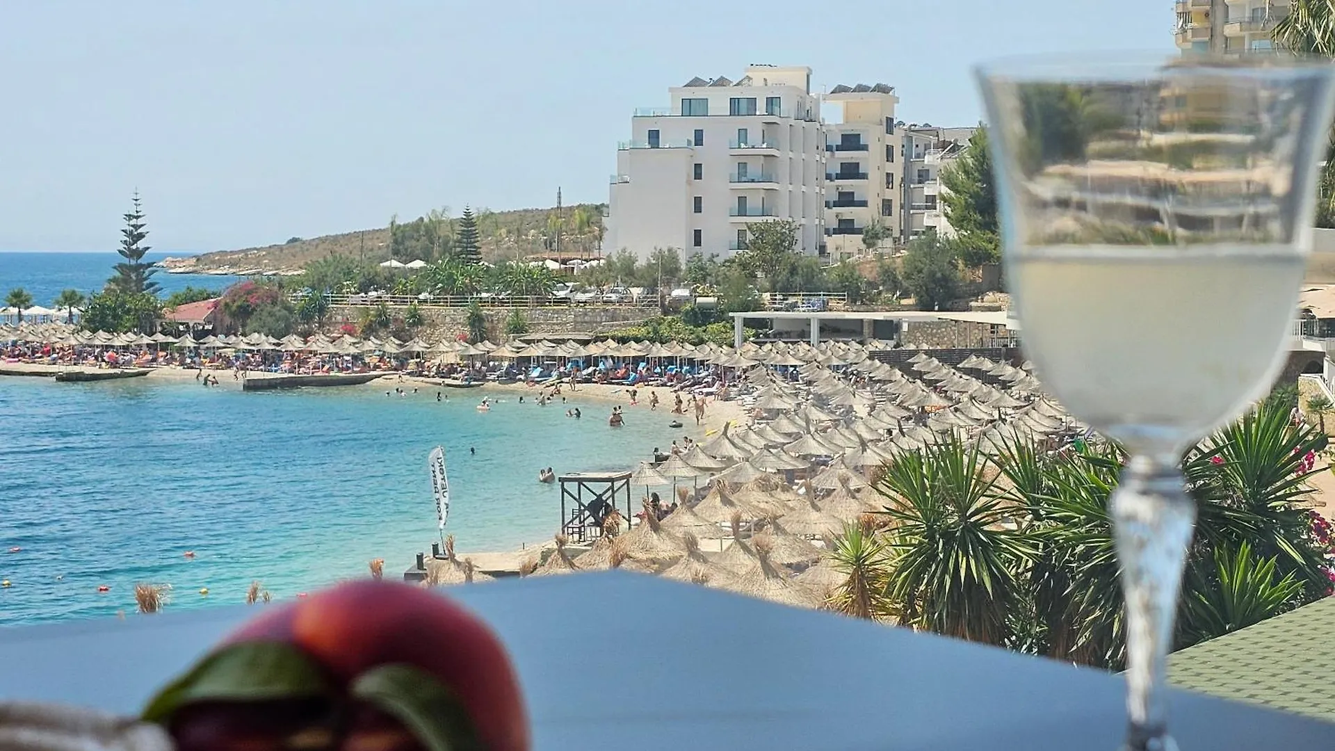 Ares Beachfront Luxury Rooms location
