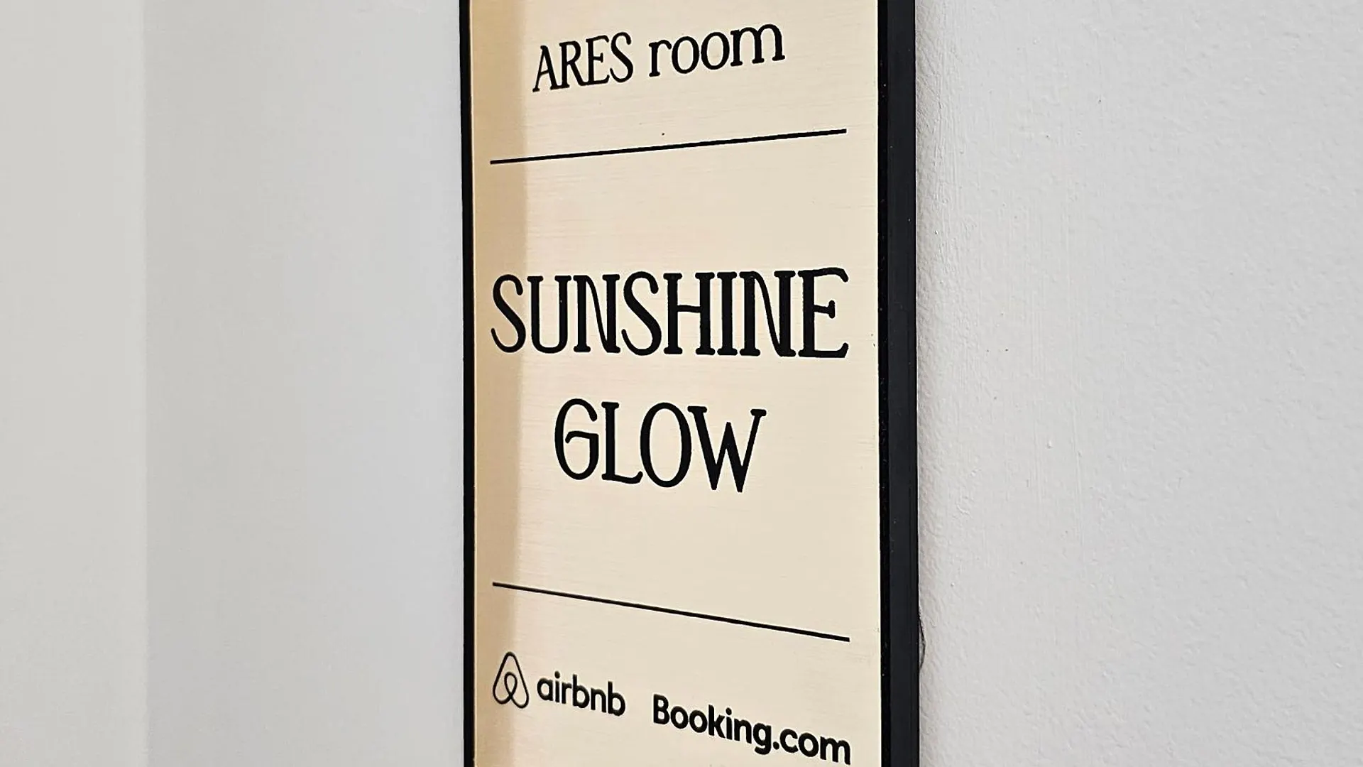 Pensión Ares Beachfront Luxury Rooms Sarandë