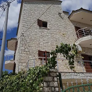 Maison d'hôtes Eglent's Tourist House, Saranda